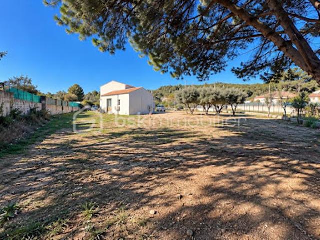 Vente Villa 4 pièces 142 m2 Saint Mitre les Remparts