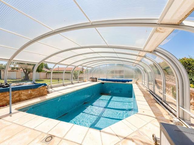 Vente Villa 4 pièces 153 m2 Gignac la Nerthe