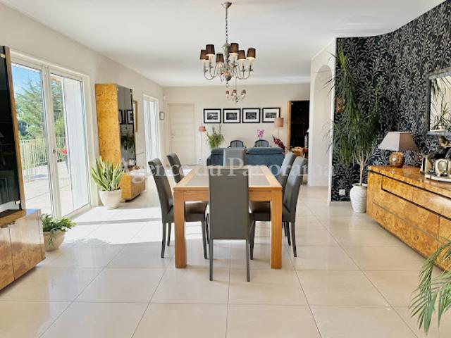 Vente Villa 4 pièces 159.71 m2 Le Tignet