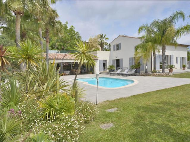 Vente Villa 4 pièces 164 m2 Valbonne