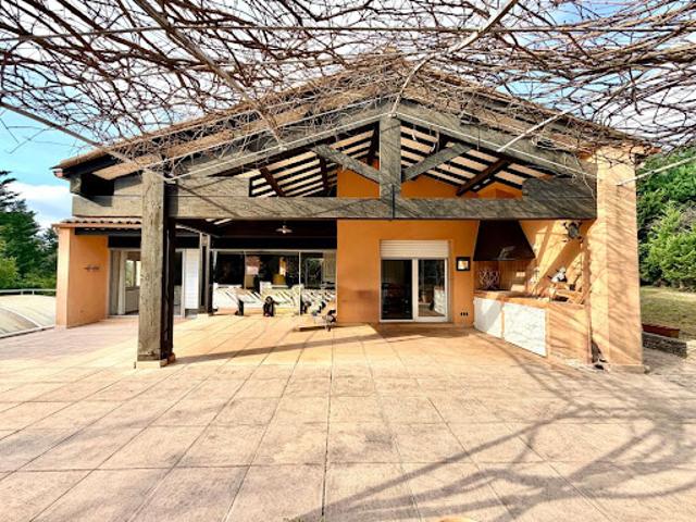 Vente Villa 4 pièces 165 m2 Saint Clément de Rivière