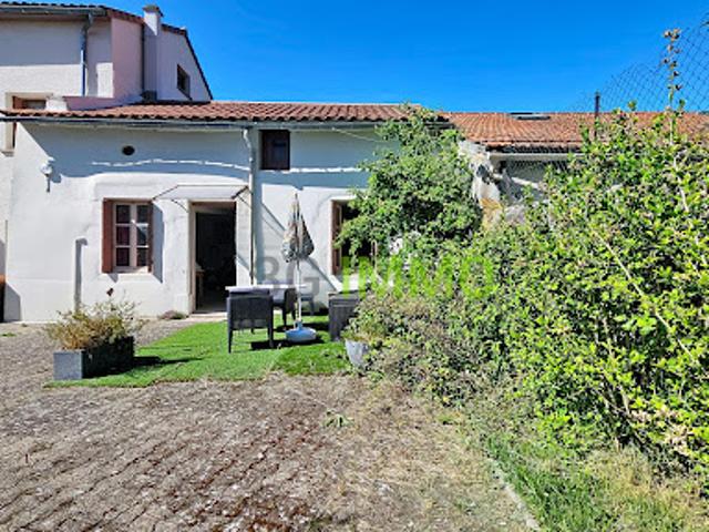 Vente Villa 4 pièces 165 m2 Aigueperse