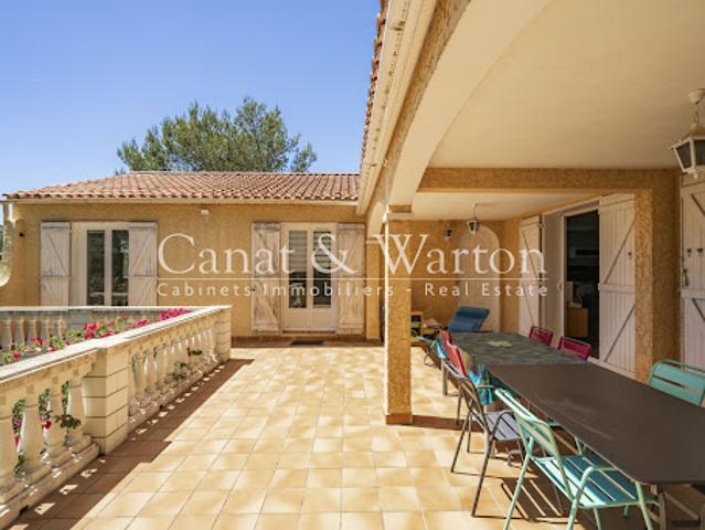 Vente Villa 4 pièces 178.41 m2 Hyeres