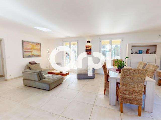 Vente Villa 4 pièces 179.84 m2 Carqueiranne