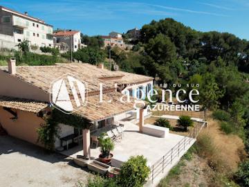 Vente Villa 4 pièces 230 m2 Colomars