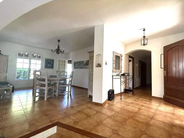 Vente villa 5 Pièce s 168m² Peymeinade