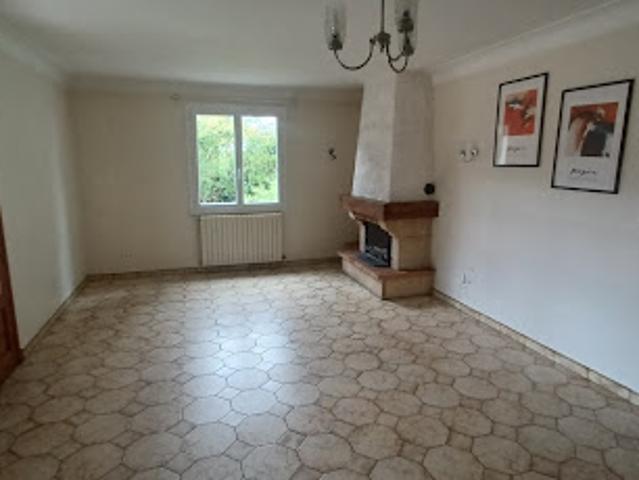 Vente Villa 5 pièces 90 m2 Saint Nazaire de Valentane