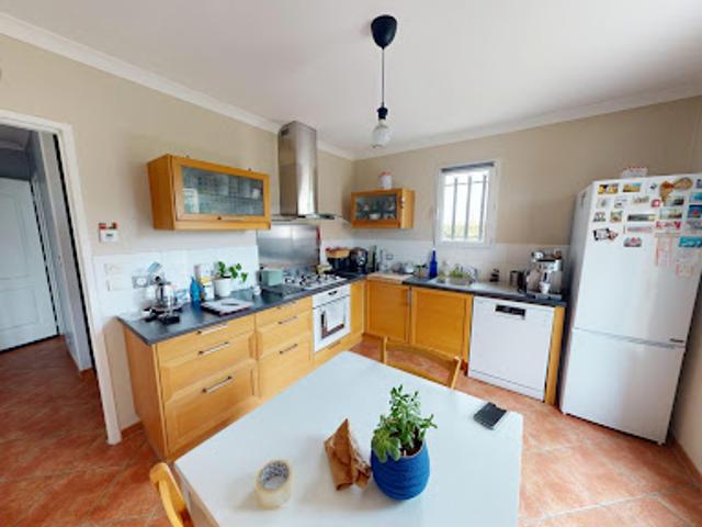 Vente Villa 5 pièces 96.3 m2 Saint Geniès de Malgoirès