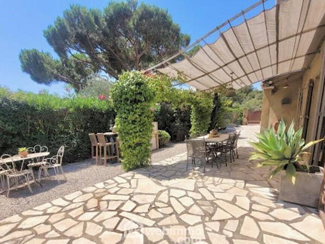 Vente Villa 5 pièces 100 m2 Sainte Maxime