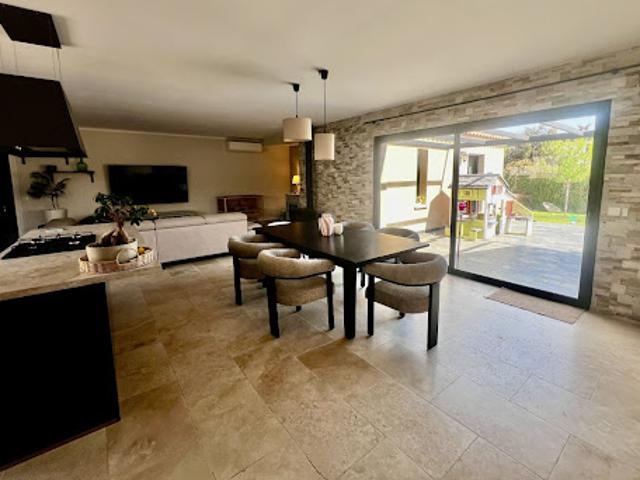 Vente Villa 5 pièces 106 m2 Saint Gilles