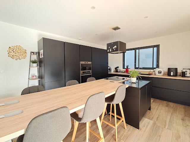 Vente Villa 5 pièces 107.9 m2 Miniac Morvan