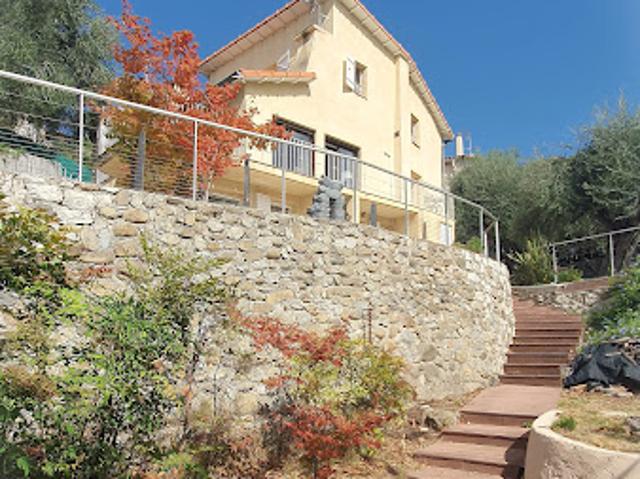Vente Villa 5 pièces 110 m2 Colomars
