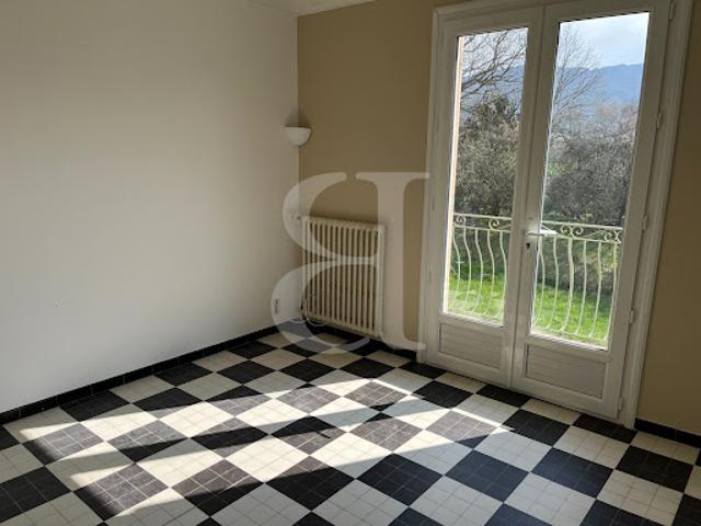 Vente Villa 5 pièces 110 m2 Sainte Jalle