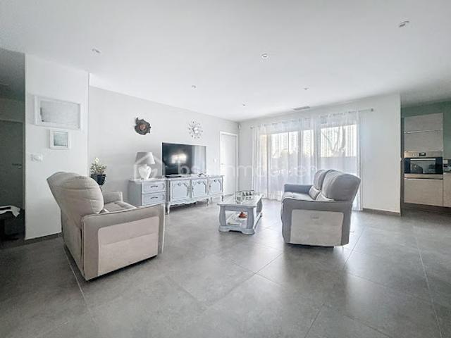 Vente Villa 5 pièces 111 m2 Bompas