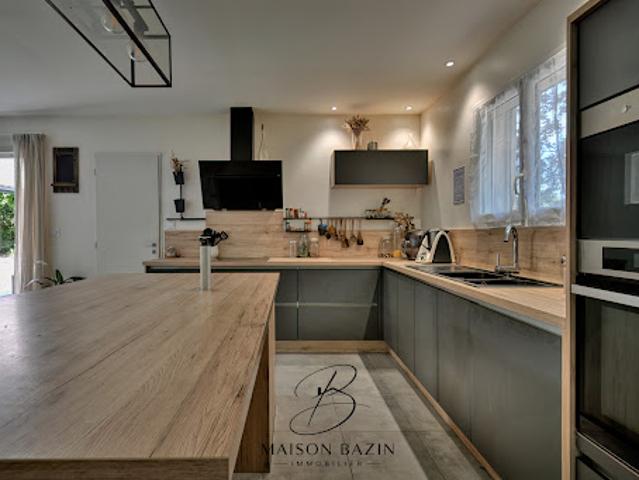 Vente Villa 5 pièces 112 m2 Sainte Anastasie