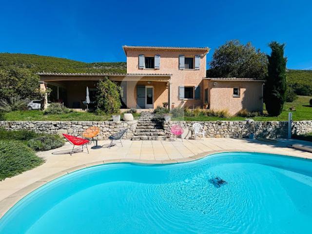 Vente Villa 5 pièces 121 m2 Montbrun les Bains