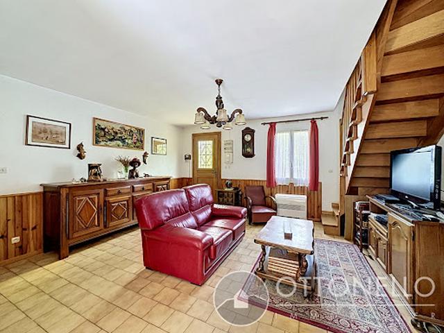 Vente Villa 5 pièces 125.72 m2 Roquebrune sur Argens