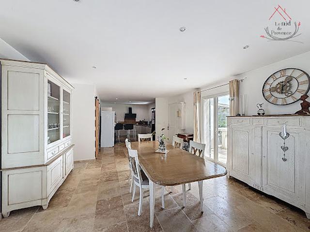 Vente Villa 5 pièces 125 m2 Mazan