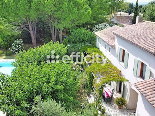 Vente Villa 5 pièces 128 m2 Saint Rémy de Provence