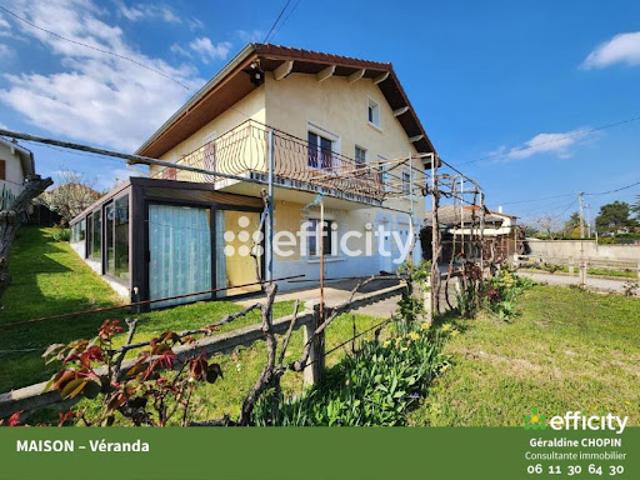Vente Villa 5 pièces 129 m2 Saint Martin la Plaine