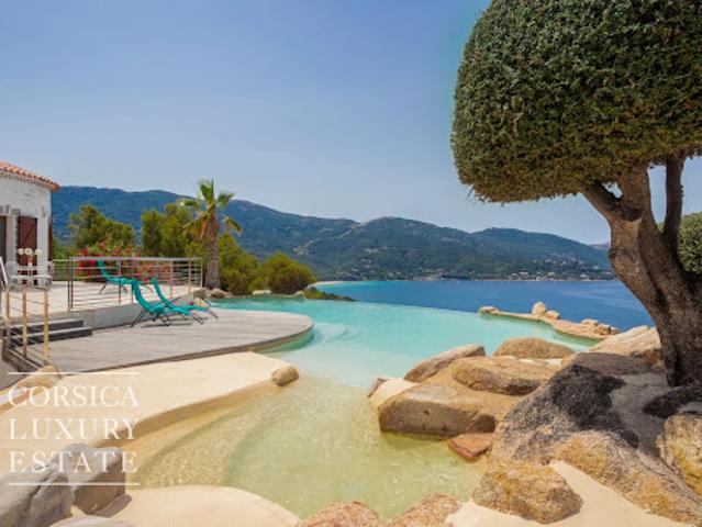 Vente Villa 5 pièces 130 m2 Calcatoggio