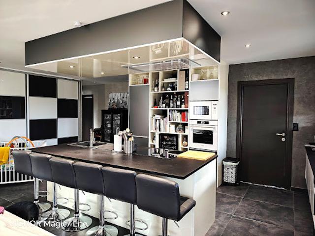 Vente Villa 5 pièces 130 m2 Chaînée des Coupis