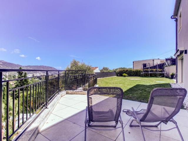Vente Villa 5 pièces 130 m2 Nice