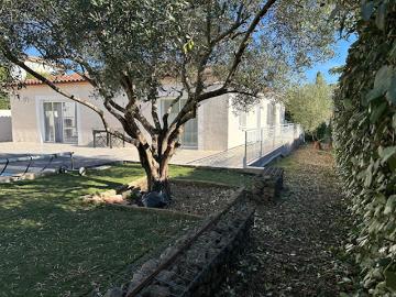 Vente Villa 5 pièces 130 m2 Vailhauquès