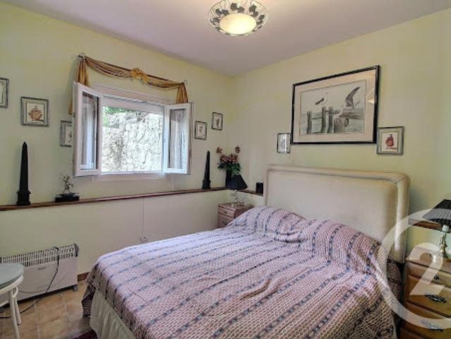 Vente Villa 5 pièces 132.99 m2 Châteauneuf Grasse