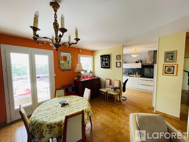 Vente Villa 5 pièces 134.5 m2 Saint André de Sangonis