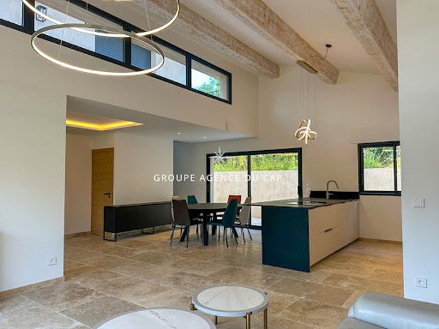 Vente Villa 5 pièces 135 m2 Sainte Maxime