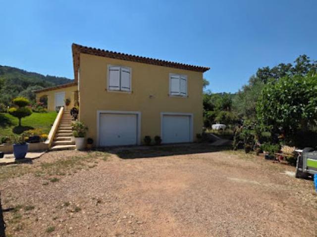 Vente Villa 5 pièces 136 m2 Le Luc