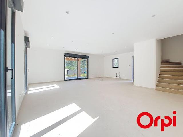 Vente Villa 5 pièces 136 m2 Tourrette Levens