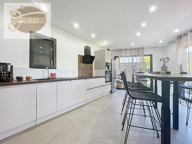 Vente Villa 5 pièces 137 m2 Voiron
