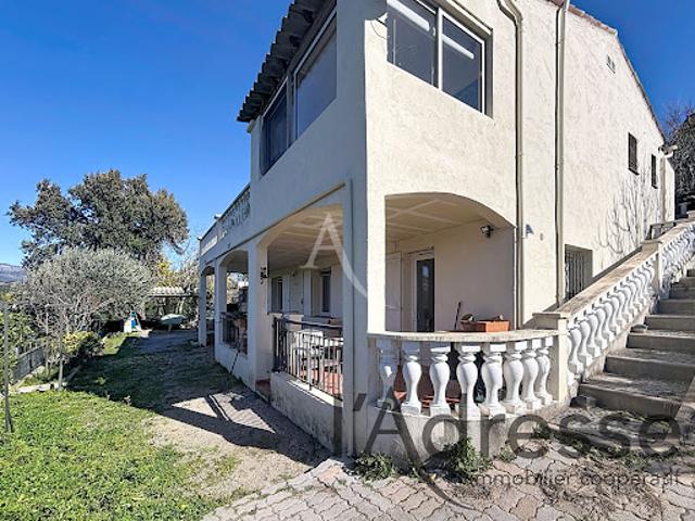 Vente Villa 5 pièces 140 m2 Tanneron