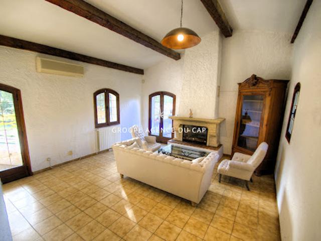 Vente Villa 5 pièces 143 m2 Puget sur Argens