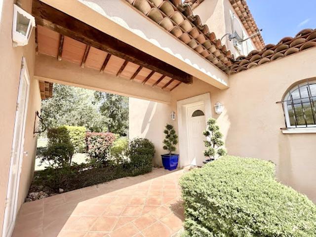 Vente Villa 5 pièces 144 m2 Garéoult