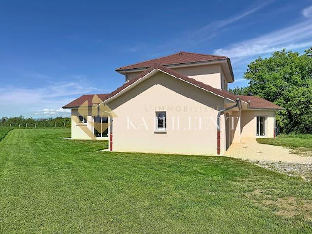 Vente Villa 5 pièces 146 m2 La Tour du Pin