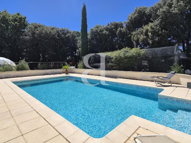 Vente Villa 5 pièces 149 m2 Sainte Cécile les Vignes
