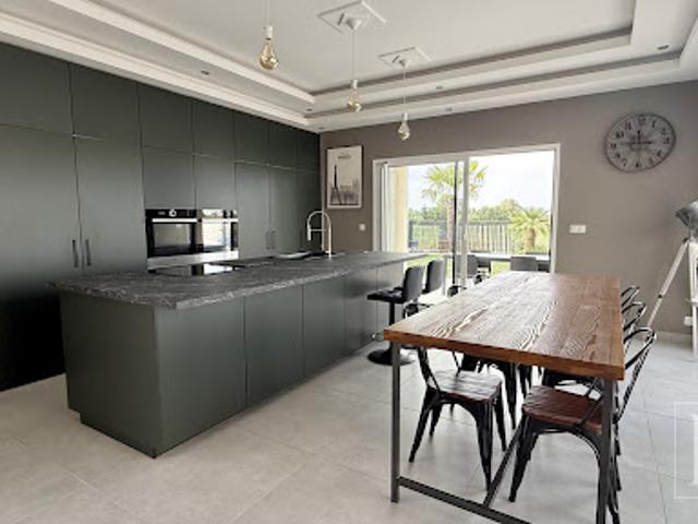 Vente Villa 5 pièces 150 m2 Creney près Troyes