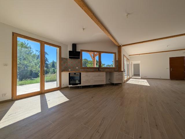 Vente Villa 5 pièces 159 m2 Cucuron