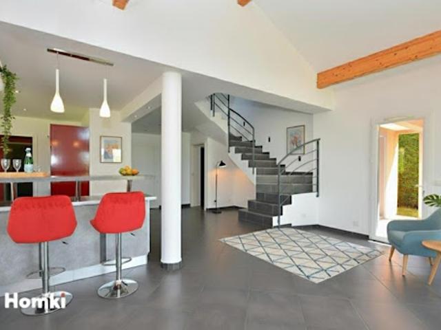 Vente Villa 5 pièces 163 m2 Villeneuve