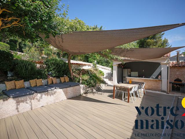 Vente Villa 5 pièces 164.87 m2 Simiane Collongue