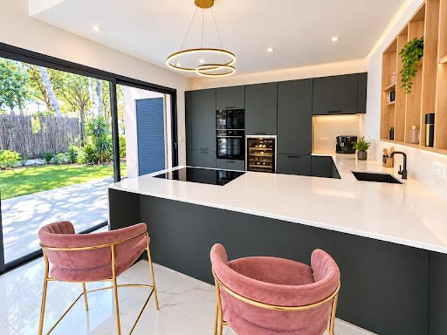 Vente Villa 5 pièces 166 m2 Saint raphael