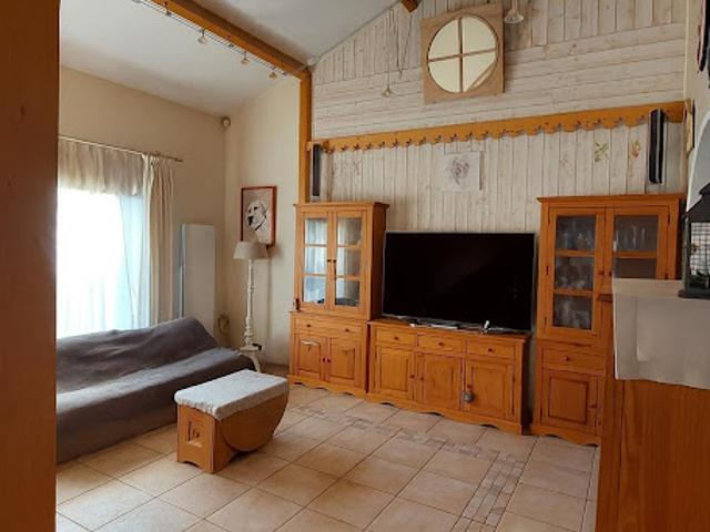 Vente Villa 5 pièces 170 m2 Cour et Buis