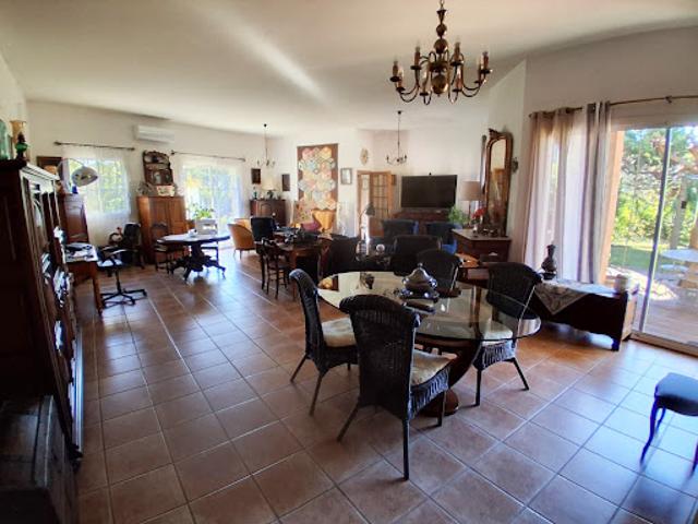 Vente Villa 5 pièces 180.05 m2 La Crau
