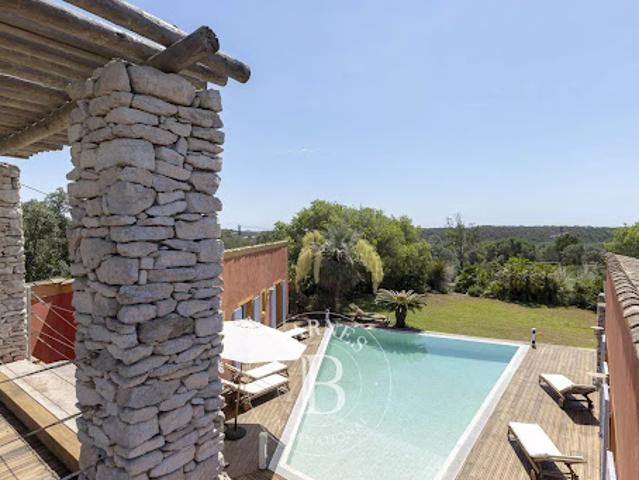 Vente Villa 5 pièces 180 m2 Bonifacio