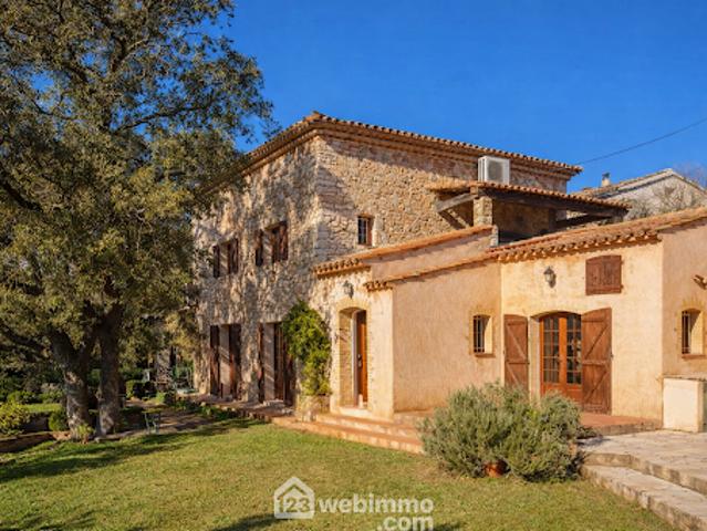 Vente Villa 5 pièces 180 m2 Le Thoronet