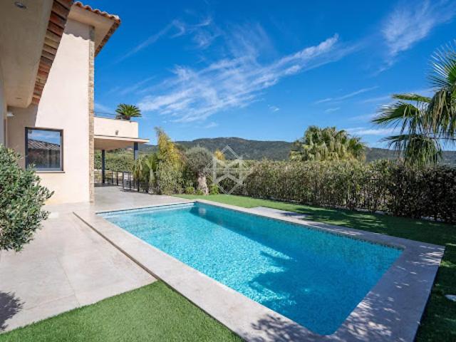 Vente Villa 5 pièces 180 m2 Sainte Maxime