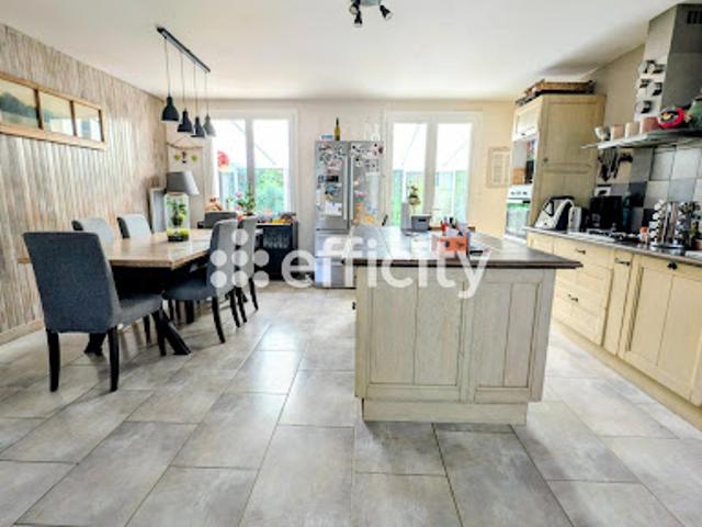 Vente Villa 7 pièces 180 m2 Rochecorbon